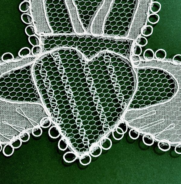 Carrickmacross Lace Claddagh - Image 2